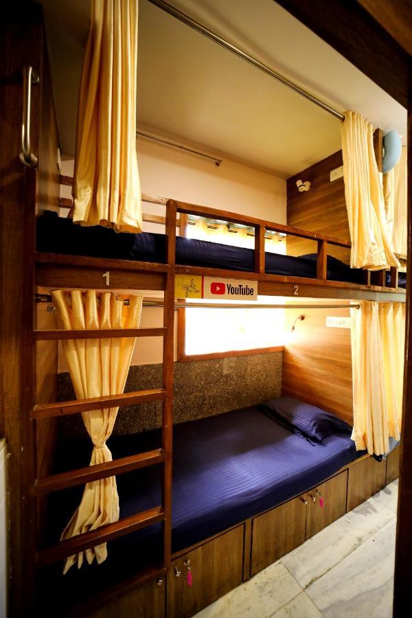 Maple Social Hubz-Hostel Bombay Exterior foto